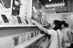 深企電子展 三分之一展商搶灘蘋果生態鏈，GPS導航應用成新熱點